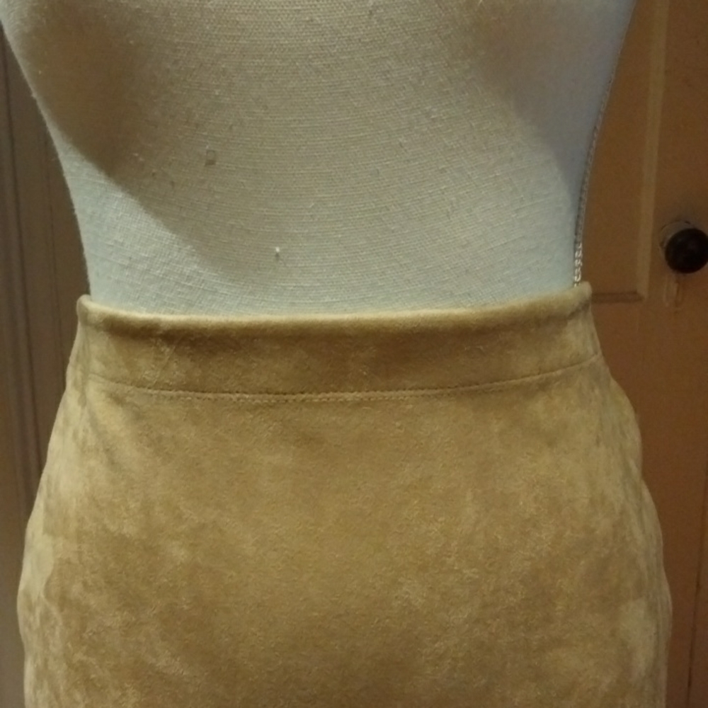Philosophy Faux Leather (Suede) Pull On Pencil Skirt - Picture 3 of 9